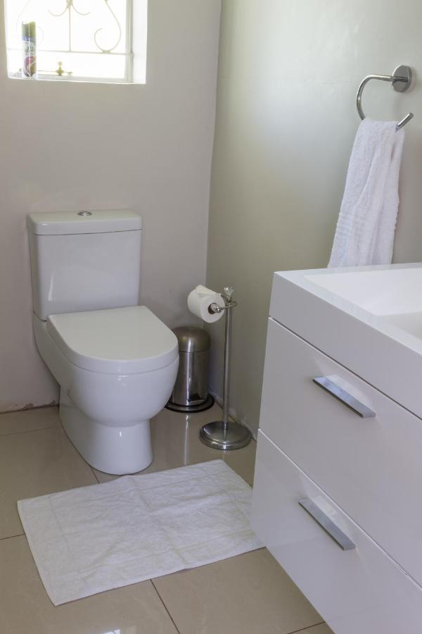 The Pecan Tree Guesthouse Sandton Luaran gambar